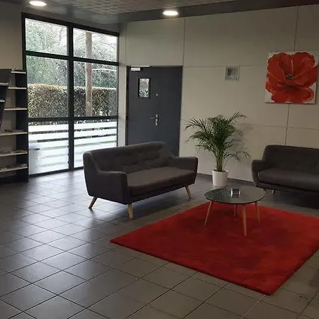 图卢兹大都会泽尼图德公寓式酒店 酒店