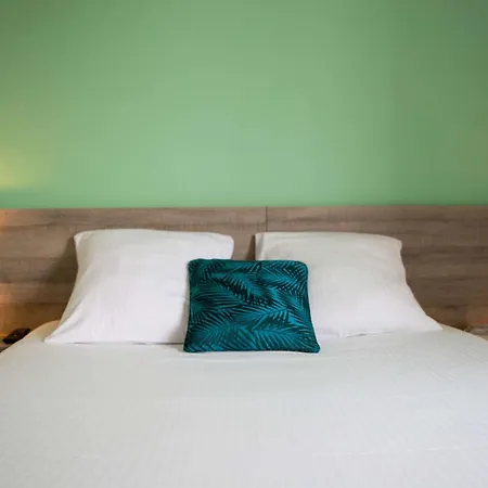 Comfort Metropole Szálloda 3*